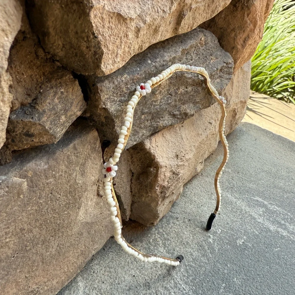 New🌟Anthropologie-Beaded Headband with Flower Accents